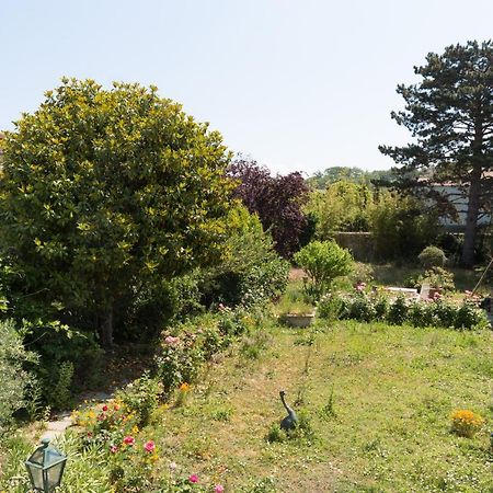 Appartamento Il Giardino B Ginevra Esterno foto
